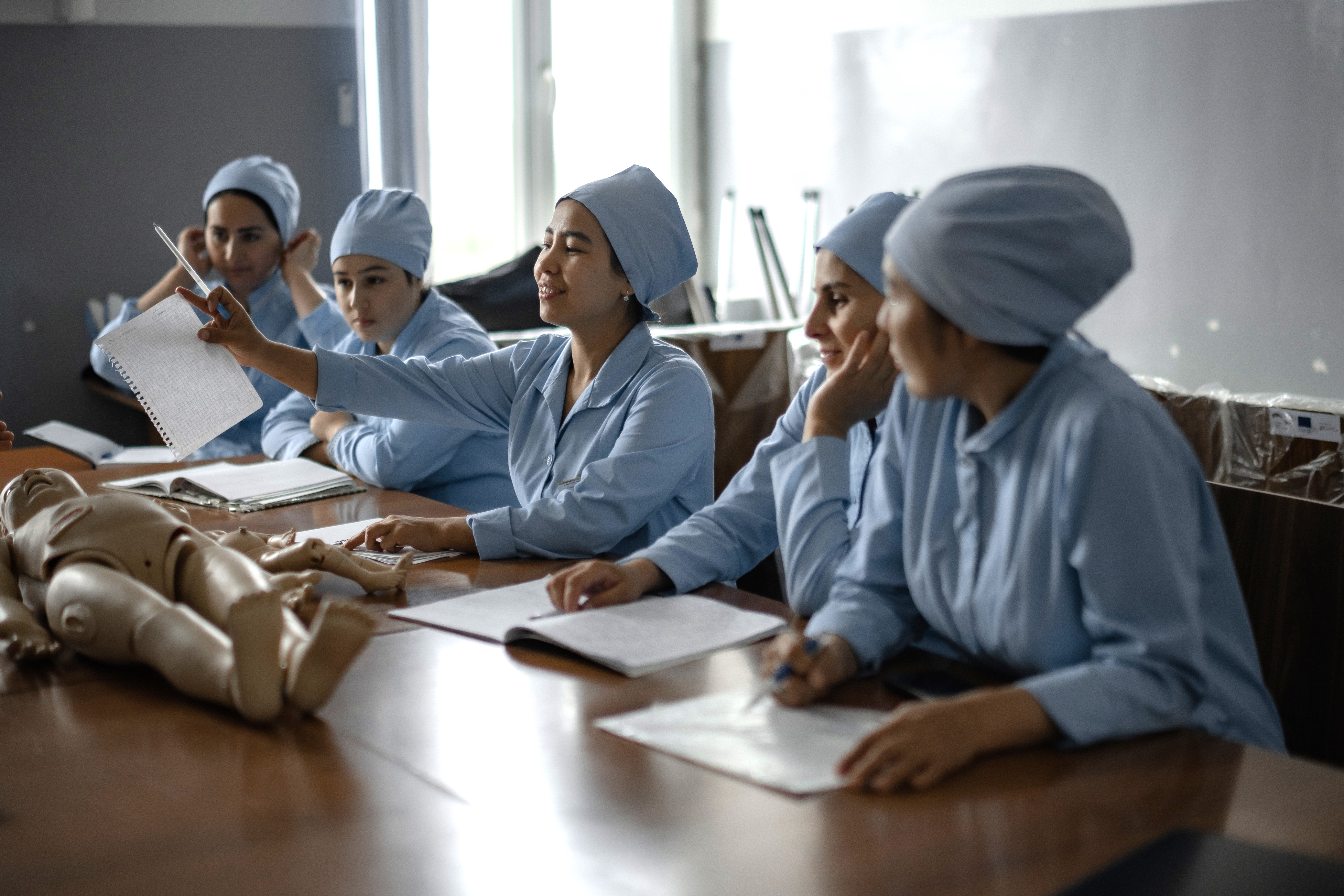 © WHO / Mukhsin Abidzhanov. Nurses attend a training sesssion at Rudaki District Primary Healthcare Centre.