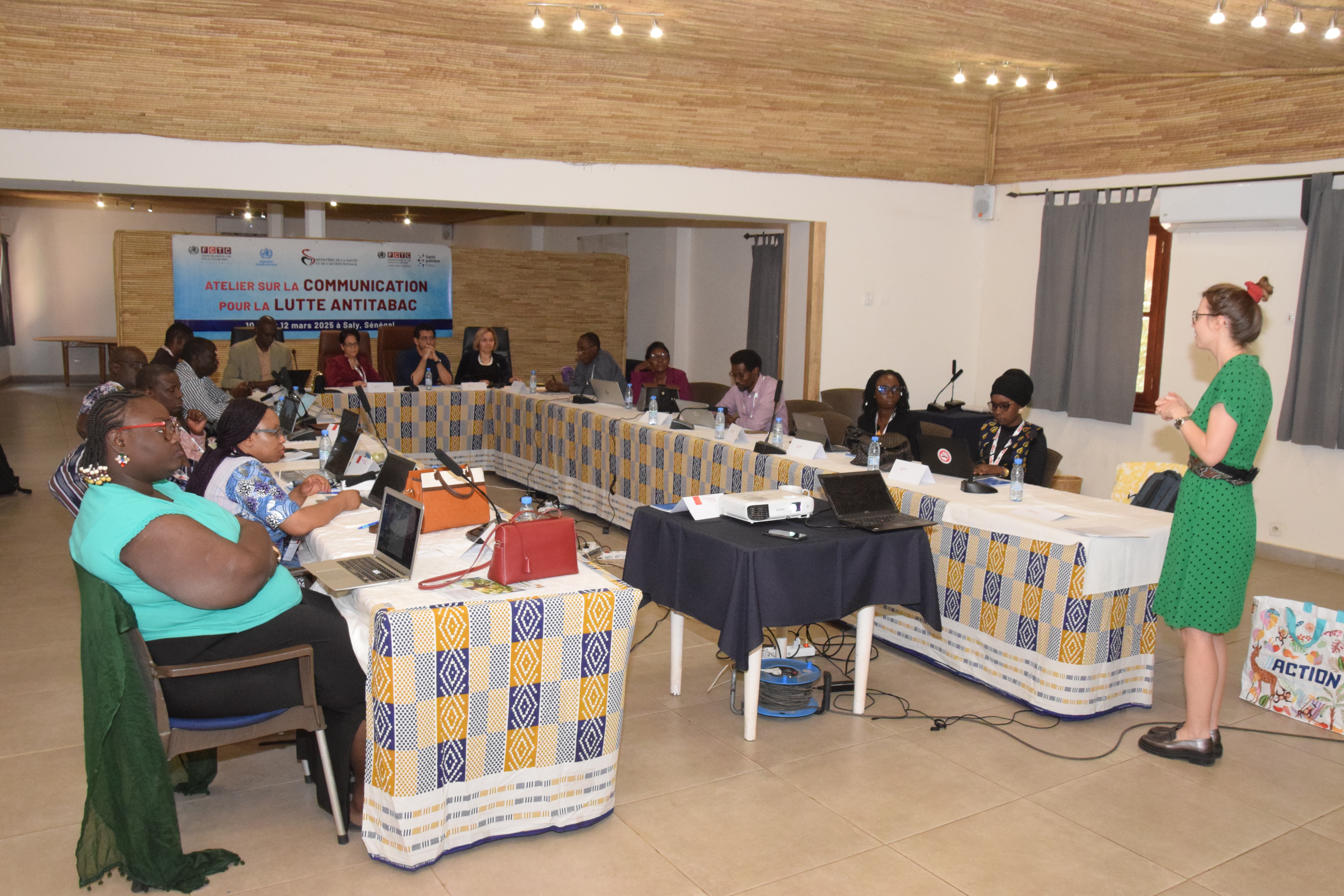 Justine Avenel and the participants 